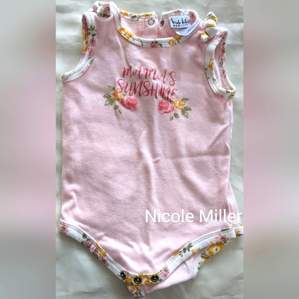 Bundle of Girls Tops, Onesies,& Rompers Cynthia Rowley & Other Brands Size 18M - Picture 6 of 10